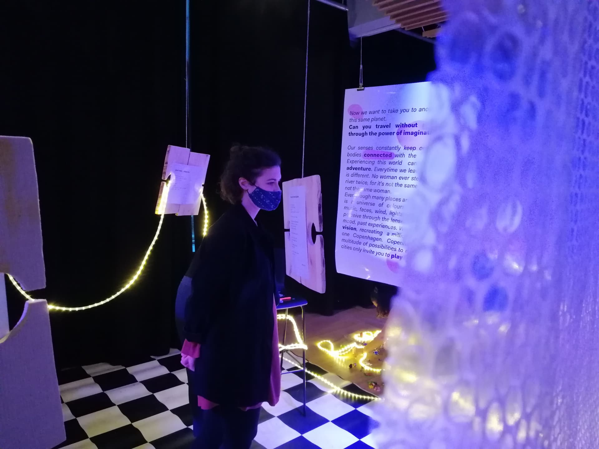 Masscaring exhibition documentation, image 15
